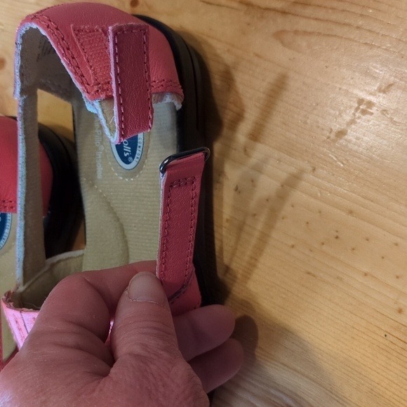 Experience Ultimate Comfort with Dr Scholls Advanced Comfort Series Sandals - Picture 8 of 14